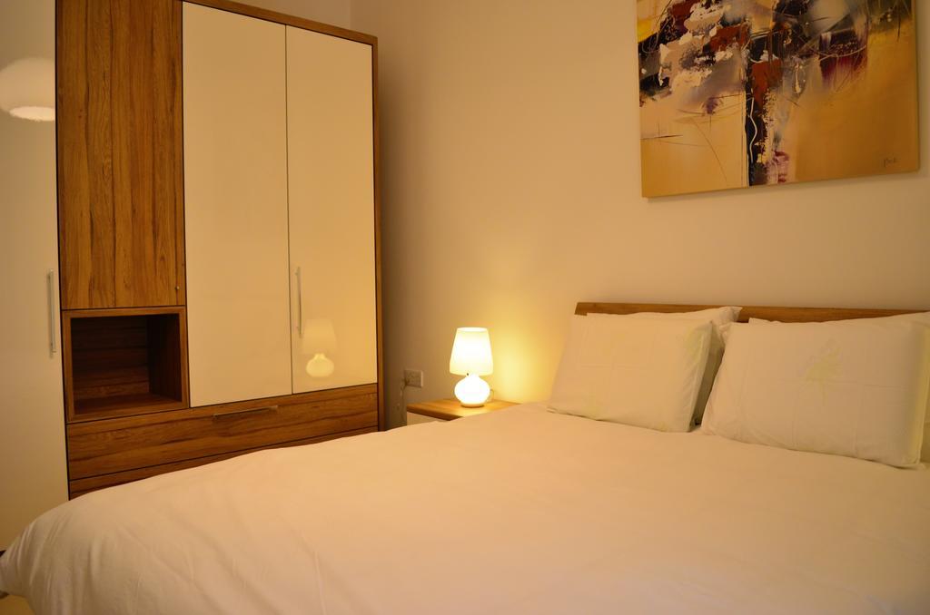 Hepburn Holiday Apartment Birżebbuġa Zewnętrze zdjęcie